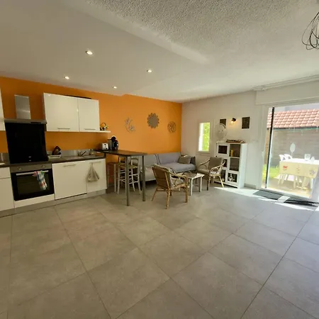 Maison Proche - 6 Pers. - Fr-1-388-253 בית נופש *